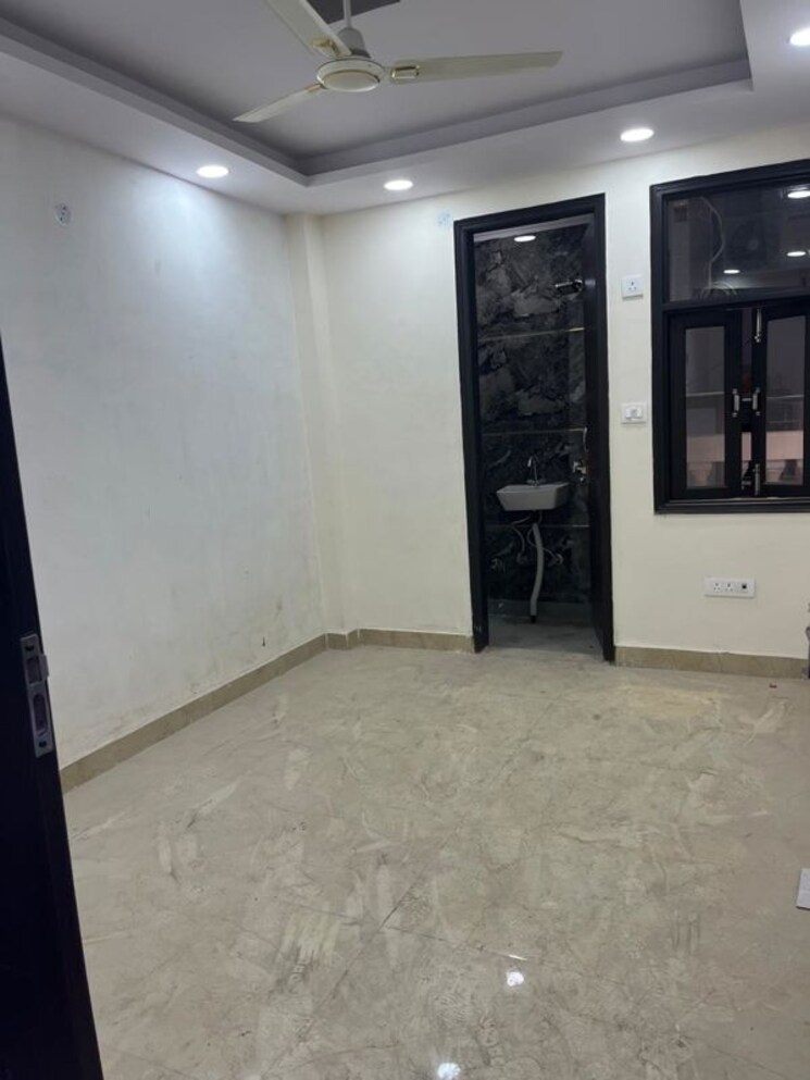 Room, govindpuri 2 Bedroom 450 Sq.Ft. Builder Floor In Govindpuri Delhi 9826647