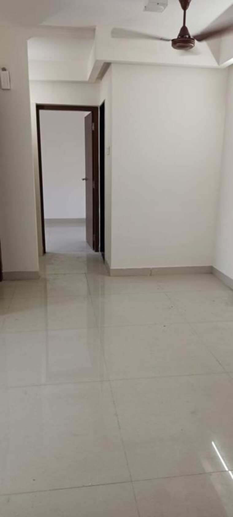 Room, tower-view-chs 2 Bedroom 805 Sq.Ft. Apartment In Worli Mumbai 9827518