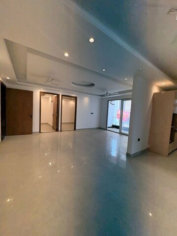 Room in 3 BHK Apartment at Palm Residency Chhatarpur, Chattarpur – for Rent