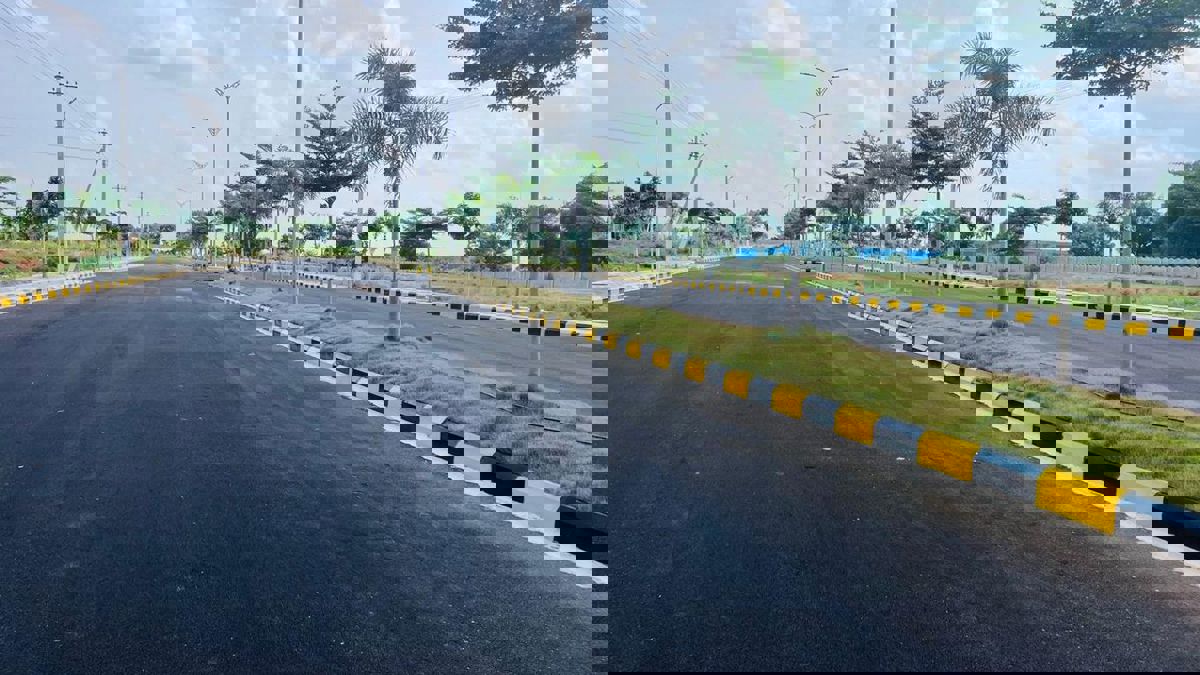 Plot For Sale in Greenrich Highlands