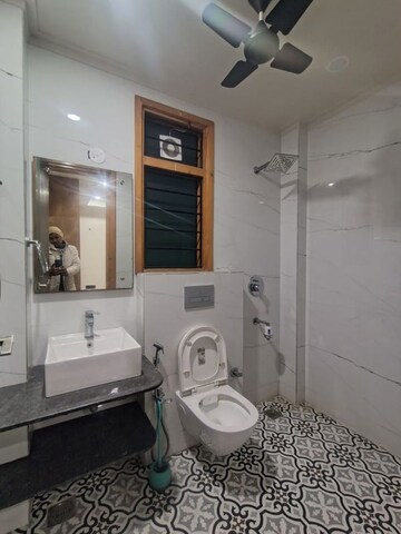 Bathroom in 3 BHK Builder Floor at Sector 46 – for Rent