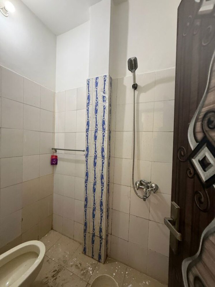 Bathroom, sector 51 1 Bedroom 850 Sq.Ft. Builder Floor In Sector 51 Gurgaon 9826667