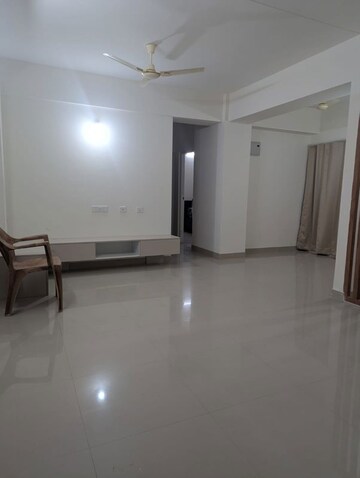 Room in 2 BHK Apartment at Eden Garden Tathawade, Tathawade – for Rent