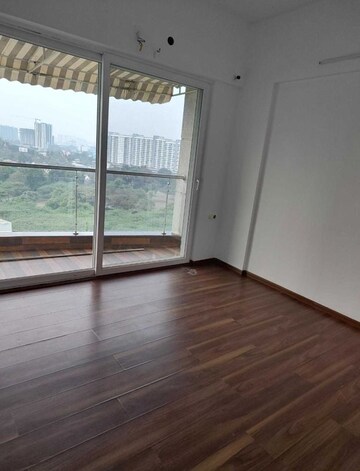 Room in 1 BHK Apartment at Skywards Nirvana, Hadapsar – for Rent