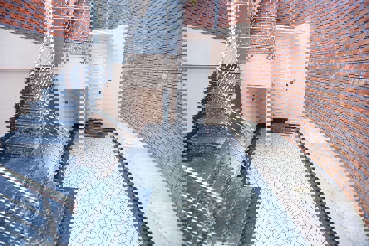 Master Bedroom in 5 BHK Independent House at Jp Nagar Phase 1 – for Rent