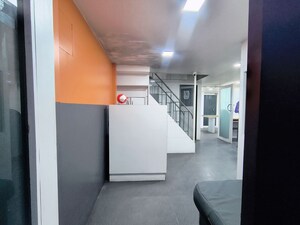  Office Space – Entrance View at Malad West - for Rent