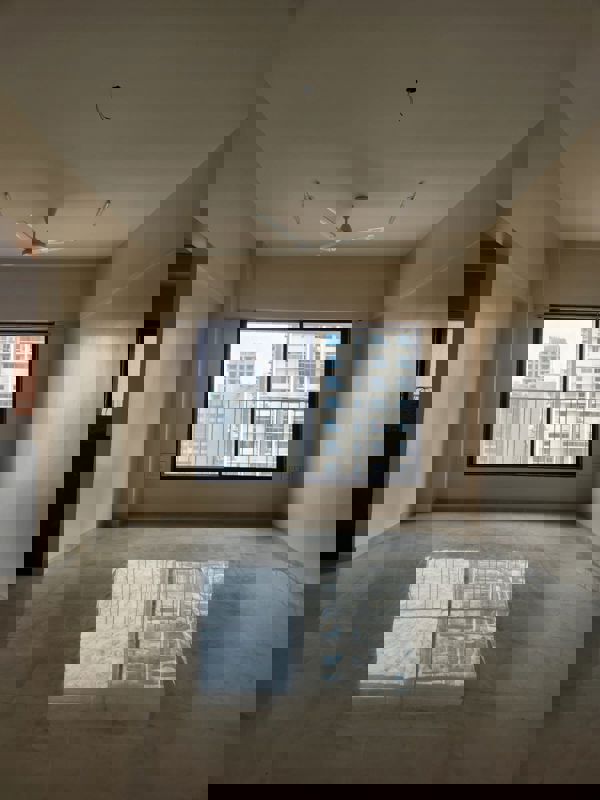 2 BHK Apartment For Rent in Je and Vee Madhuban