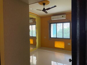 Room in 3 BHK Apartment at Satellite – for Sale