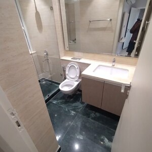 Bathroom in 3.5 BHK Apartment at DLF The Ultima, Sector 81 – for Sale