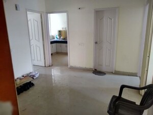 Room in 3 BHK Apartment at Roots Courtyard, Sector 48 – for Rent