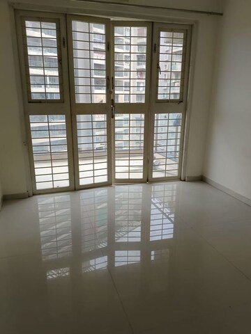 Room in 2.5 BHK Apartment at Empire Square, Chinchwad – for Rent