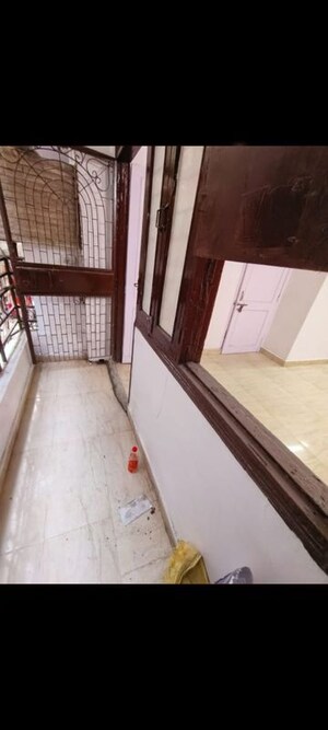 2 BHK Builder Floor For Rent in Saket
