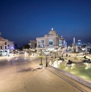  Showroom For Sale in Omaxe World Street, Sector 79