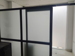 Room in  Office Space at Netaji Subhash Place – for Rent