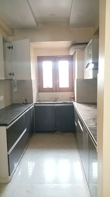 Kitchen in 3 BHK Builder Floor at Parklands, Sector 85 – for Rent