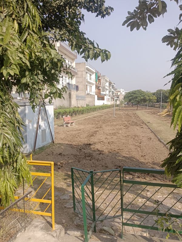 4 BHK + Pooja Room 2700 Sq.Ft. Independent House in GMADA Eco City