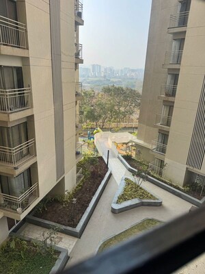 2 BHK Apartment For Rent in Kohinoor Courtyard One, Wakad