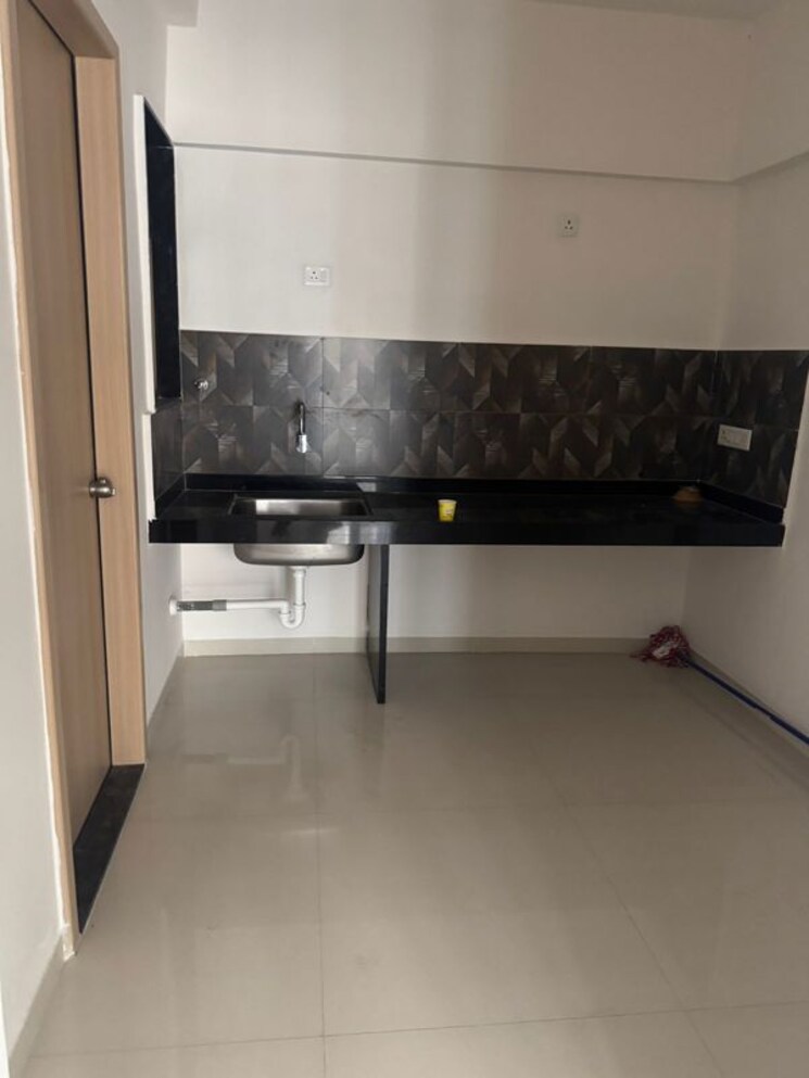 Kitchen, kohinoor-courtyard-one 2 Bedroom 645 Sq.Ft. Apartment In Wakad Pune 9827720