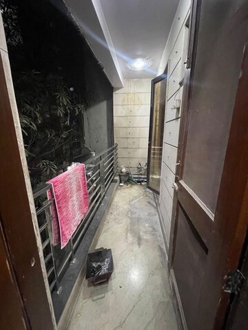 Balcony in 6+ BHK Independent House at Krishna Nagar – for Sale