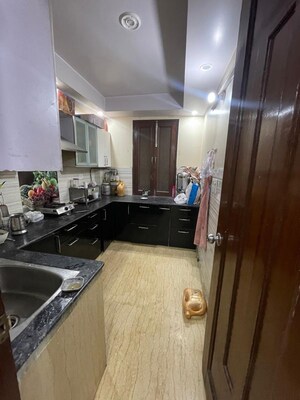 Kitchen in 6+ BHK Independent House at Krishna Nagar – for Sale