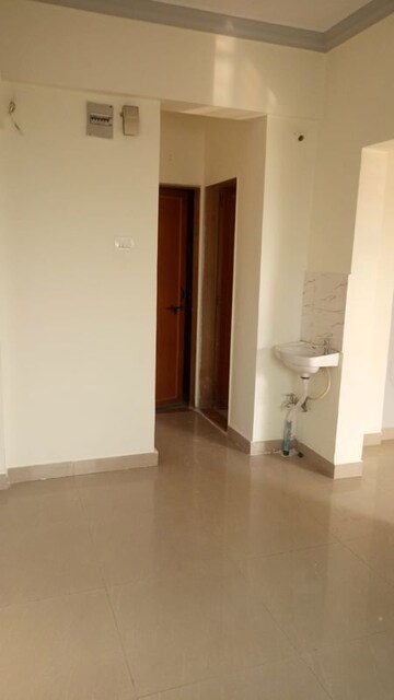 Room in 2 BHK Apartment at Siddhalaxmi Complex, Akurdi – for Rent