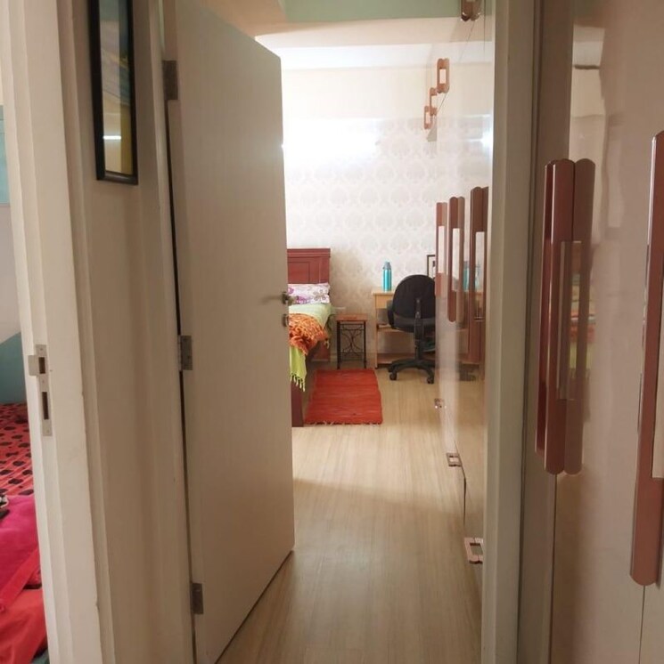 Bathroom, dlf-regal-gardens 3 Bedroom 1755 Sq.Ft. Apartment In Sector 90 Gurgaon 9827743