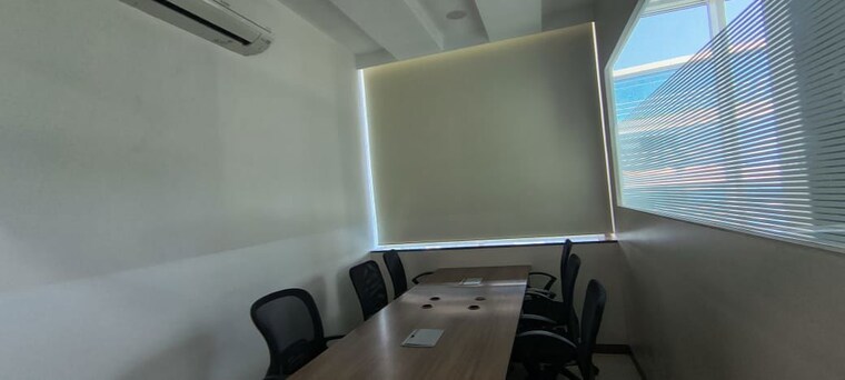 Team Area, lotus-link-square Commercial Office Space 1080 Sq.Ft. In Andheri West Mumbai 9827755