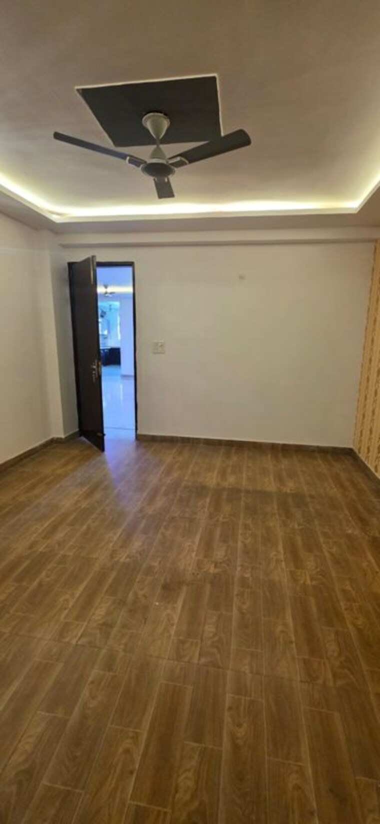 Room, sector 21c 4 Bedroom 500 Sq.Ft. Builder Floor In Sector 21c Faridabad 9827770