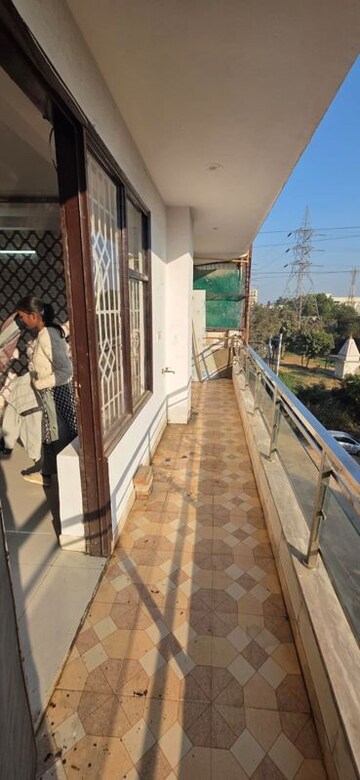 Balcony in 4 BHK Builder Floor at Sector 21c – for Rent