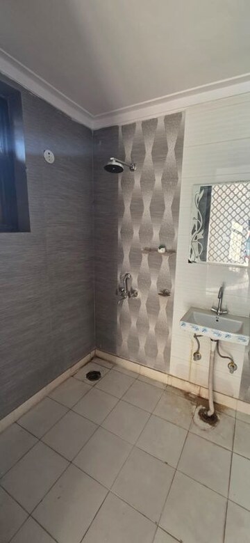 Bathroom in 4 BHK Builder Floor at Sector 21c – for Rent