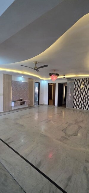 4 BHK Builder Floor For Rent in Sector 21c