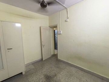 Room in 1 BHK Apartment at Balaji CHS Wadala, Wadala – for Rent