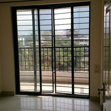 Room in 3 BHK Apartment at Kopar Khairane – for Sale