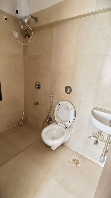 Bathroom in 1 BHK Apartment at Goregaon East – for Rent