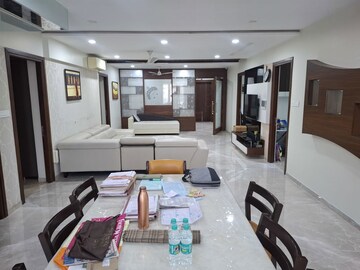 Team Area in 3.5 BHK Apartment at Banjara Hills – for Rent