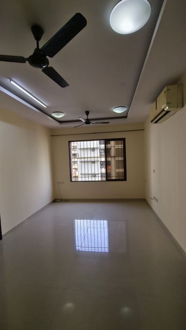 undefined, lalani-grandeur 2 Bedroom 1000 Sq.Ft. Apartment In Goregaon East Mumbai 9828010