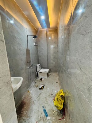 Bathroom in 1 BHK Builder Floor at Dwarka Mor – for Rent
