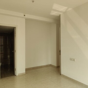 Room in 3 BHK Apartment at Hiranandani Estate, Hiranandani Estate – for Rent