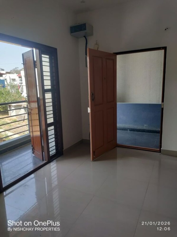 Room, byrathi 3 Bedroom 1300 Sq.Ft. Independent House In Byrathi Bangalore 9828236