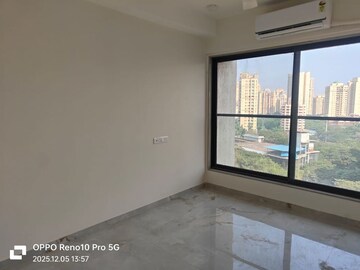 Room in 3 BHK Apartment at Gurukrupa Gyanam, Powai – for Rent