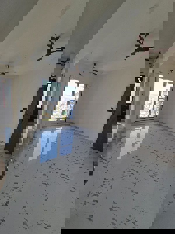 3 BHK 850 Sq.Ft. Apartment in H Rishabraj Phoenix