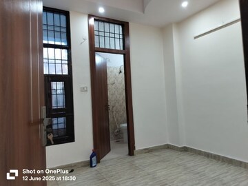 2 BHK Builder Floor For Sale in Pratap Vihar