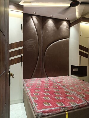 Bedroom in 3 BHK Builder Floor at Mohan Garden – for Sale