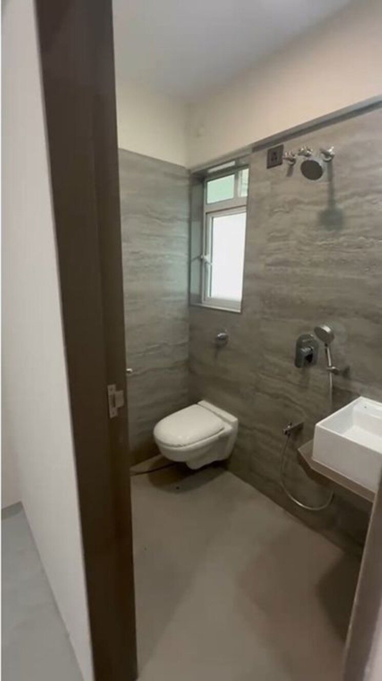 Bathroom, paradigm-71-midtown 1 Bedroom 429 Sq.Ft. Apartment In Chembur Mumbai 9828327