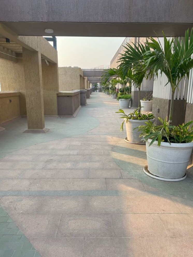 Exterior View, chandak-34-park-estate 1.5 Bedroom 550 Sq.Ft. Apartment In Goregaon West Mumbai 9828659