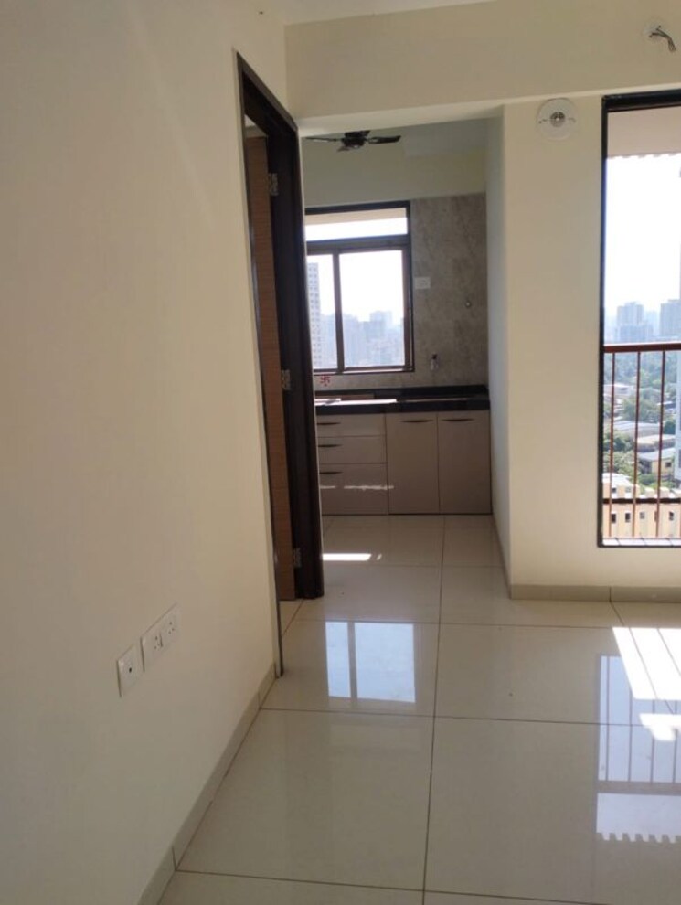 Room, chandak-34-park-estate 1.5 Bedroom 550 Sq.Ft. Apartment In Goregaon West Mumbai 9828659