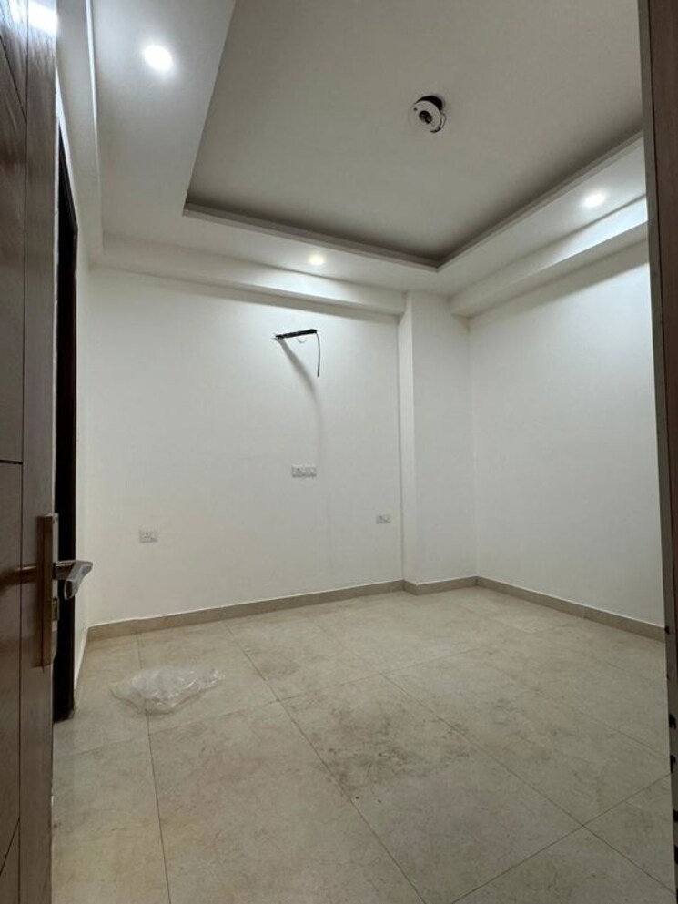 Room, palam-vihar-residents-association 3 Bedroom 140 Sq.Yd. Builder Floor In Palam Vihar Gurgaon 9828761