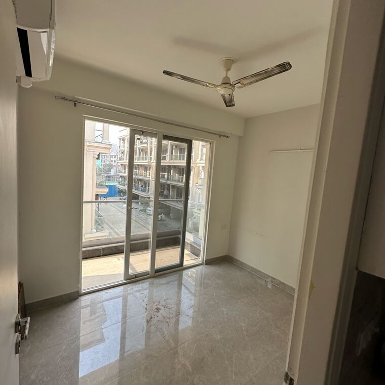 Room, signature-global-city-92 3 Bedroom 1398 Sq.Ft. Builder Floor In Sector 92 Gurgaon 9828908