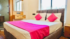 6+ BHK Independent House For Rent in Gomti Nagar