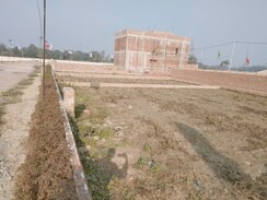 Plot For Sale in Sultanpur Road